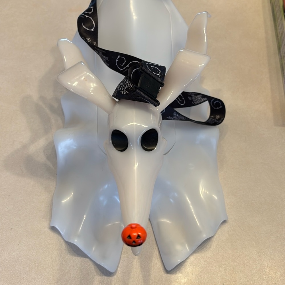 Disney Zero Popcorn Bucket